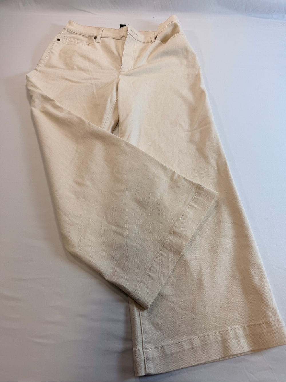 Lands’ End Ivory Wide Leg Cropped Jeans 14 Petite
